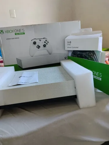 Xbox One S 1TB