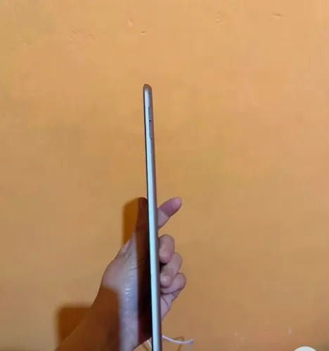iPad Mini 2 Cinza Espacial 32GB - Perfeito Estado (Ideal p/ Leitura e Crianças)