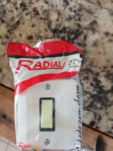 Interruptor radial de sobrepor lote com 12 unidades