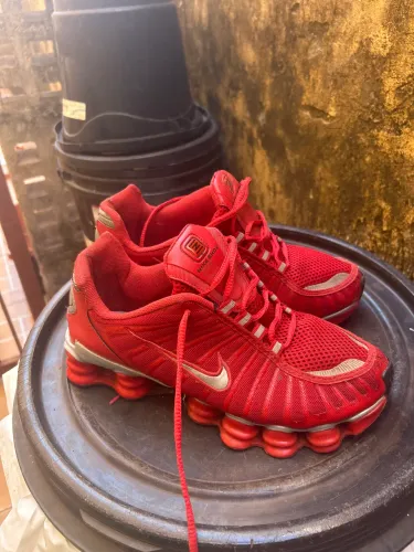 nike shox tamanho 43
