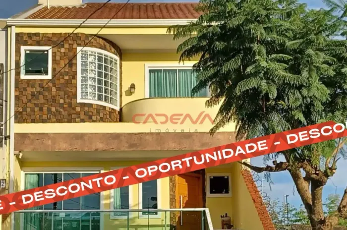 Sobrado com 3 quartos e 4 vagas à venda no Bairro Alto