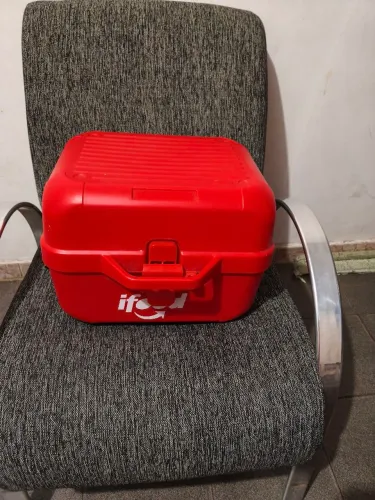 Baúleto top novinho 