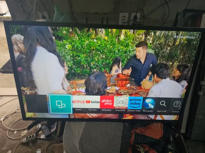 Tv 43 smart , grande e linda.
