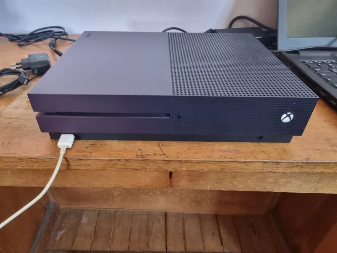 XBOX ONE S DE 1 TERÁ