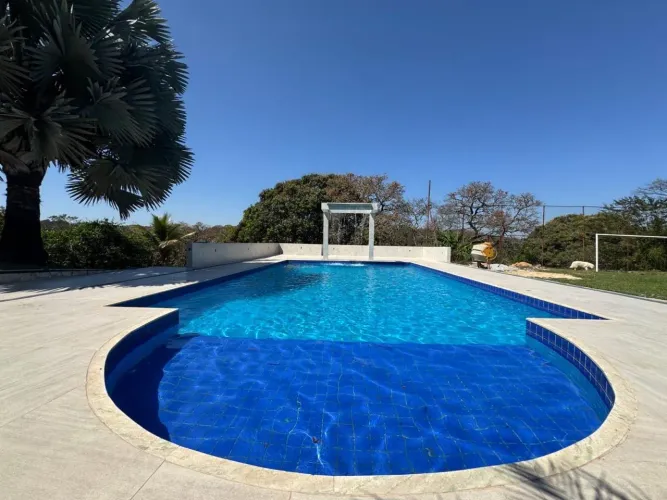 Vendo esse maravilhoso sítio em contagem