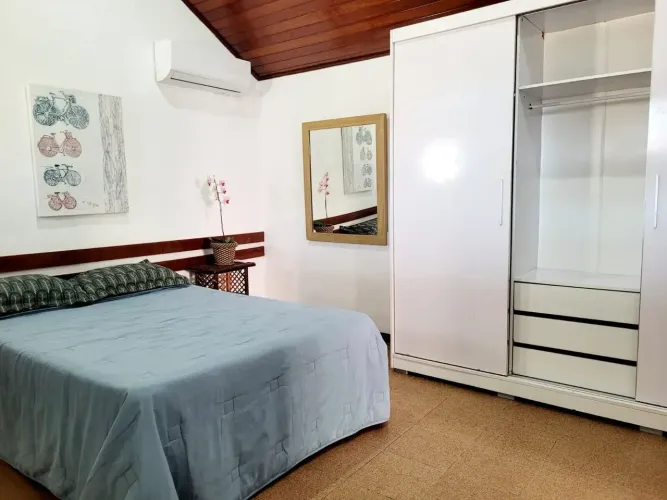 Apartamento para aluguel possui 35 metros quadrados em Vilas do Atlântico - Lauro de Freit