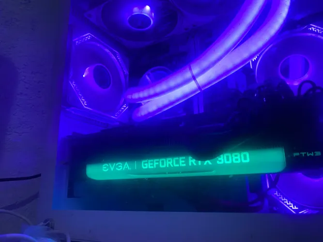 PC Gamer RTX 3080 + Ryzen 5 5500 | 16GB RAM | SSD + NVMe