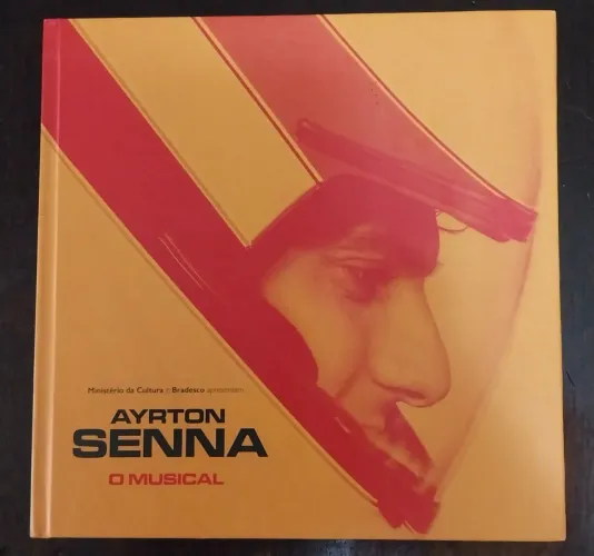 Programa em livro do espetáculo teatral "Ayrton Senna, O Musical"