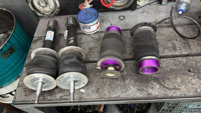 Vendo suspensão a ar castor tava no Jetta tudo funcionando mas trocar a central ou arruma 