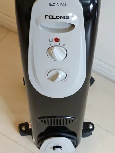 Aquecedor Pelonis a óleo 1500W 127V Perfeito