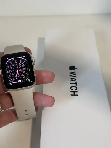 Apple Watch SE 3 - NOVA. Aceita cartão.