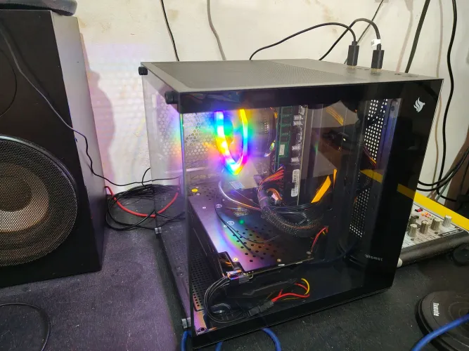 Gabinete nova com i5, 3? geração, 8g memória, SSD 120