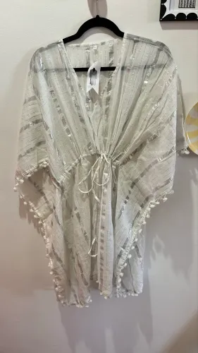 Saida de banho branca 
