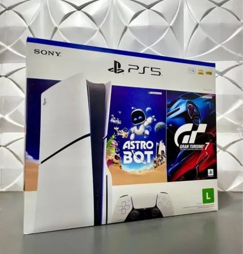 PlayStation 5 mídia física 1TB e digital + 2 jogos lacrado