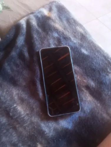celular para retirada de peças