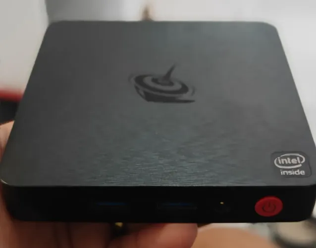 Computador MiniPC Intel Atom X5-Z8500 1.44GHz 60GB/4GB - Windows