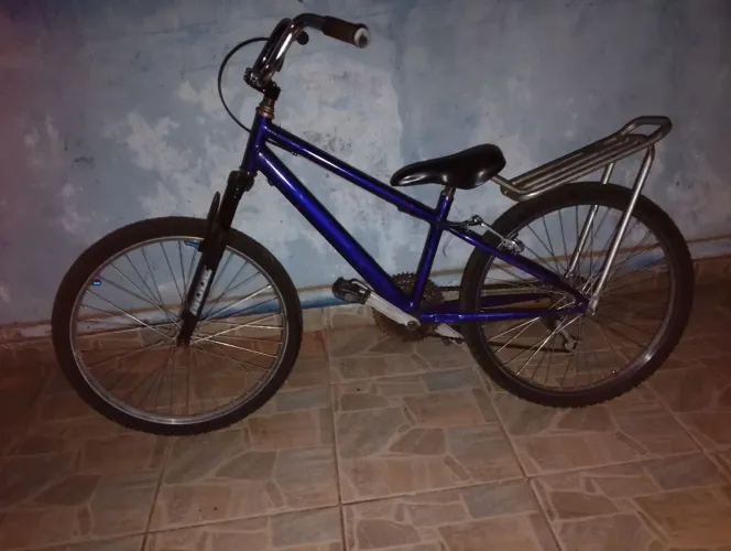 Vende-se bicleta aro 24, 500 reais 