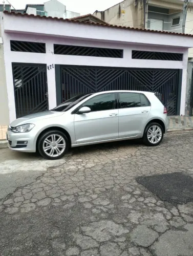Volkswagen Golf Highline 1.4 TSI 140cv Aut. 2015