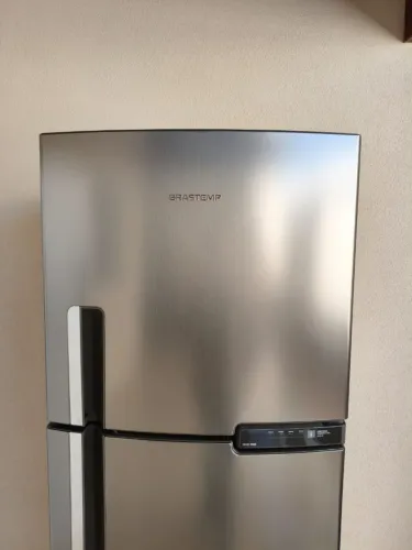 Geladeira Brastemp 375 litros Frost Free 220v -Semi Nova