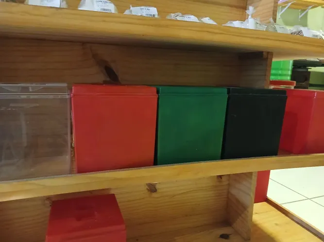 Potes quadrados 7,4 litros acrílicos 