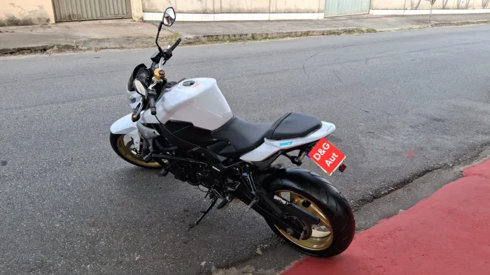 Vendo, troco, financio