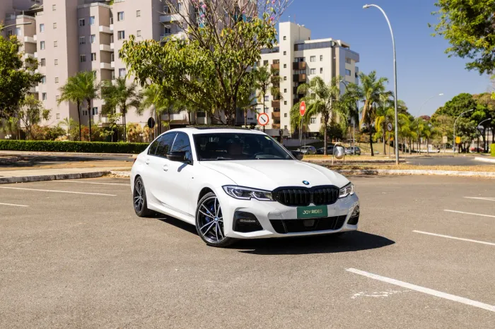 BMW 330E M Sport 2.0 Turbo Híbrido AU 2022