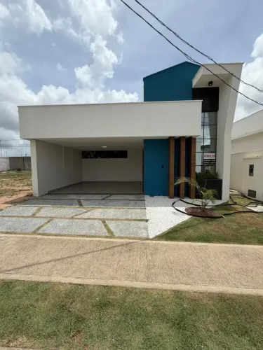 EDF Casa térrea à venda no Condomínio Ecoville 2