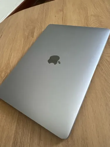 MAC M1 256 SAÚDE DE BATERIA 96% USADO POUCAS VEZES 