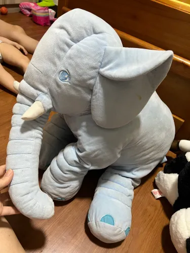 Elefante grande de pelúcia azul