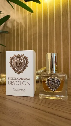 Perfume Devotion Dolce & Gabbana Eau De Parfum 30 mL ~70% cheio