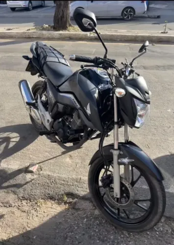 Titan 160