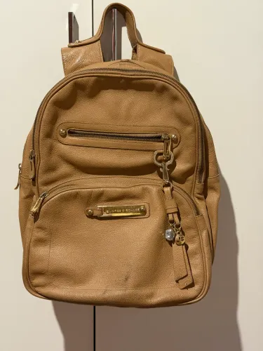 Mochila Jorge Bischoff couro 