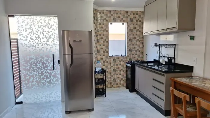 Apartamento com 2 quartos | 2 banheiros | área externa no Campeche