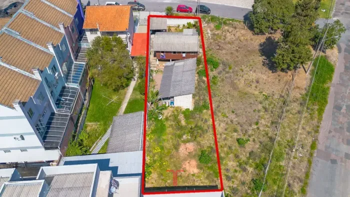 Terreno à venda, 447 m² por R$ 580.000,00 - Pinheirinho - Curitiba/PR