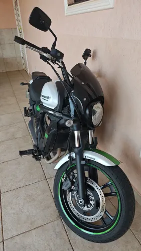 Vulcan S Café 650