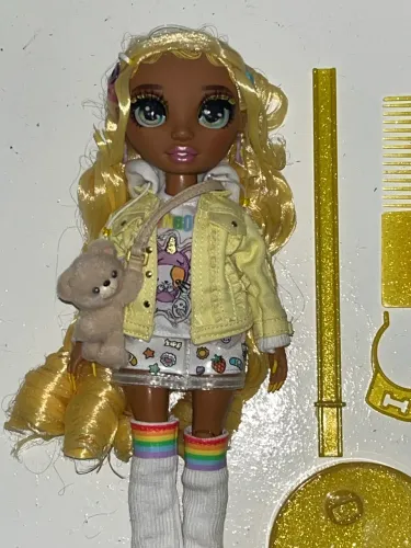 SUNNY RAINBOW HIGH