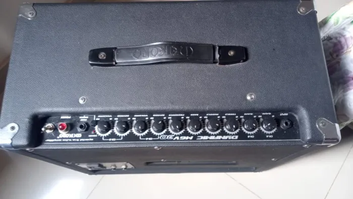 Amplificador de Guitarra Meteoro Valvulado