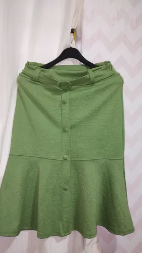 Saias moda evangélica usadas em ótimo estado 