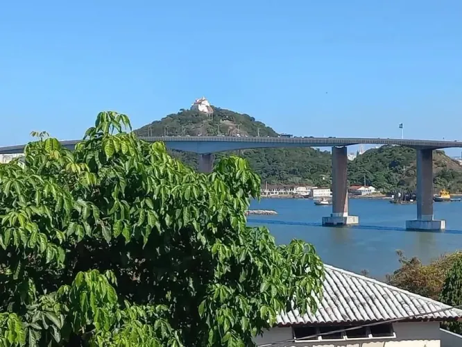 Casa à Venda em Ilha do Boi, Vitória - ES