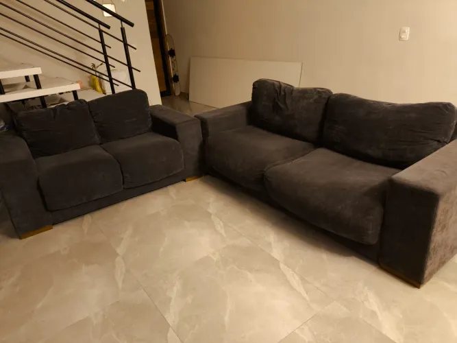 Conjunto sofás 2 e 3 lugares