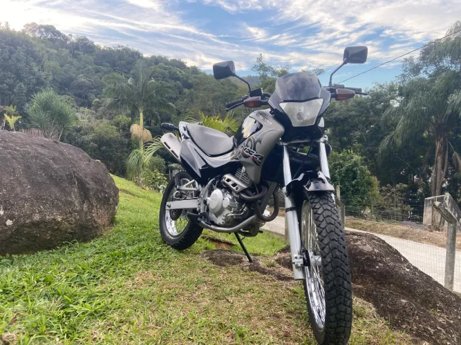 Falcon 400, 2006, 40.000 km, original. Toda revisada.