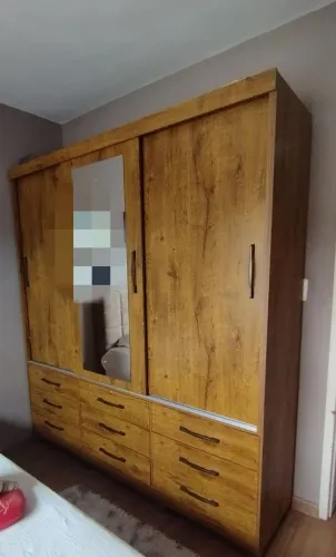 Guarda roupa casal