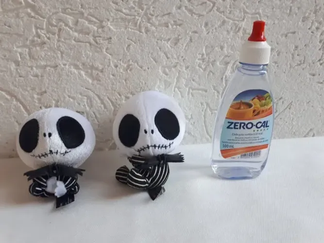 Kit 2 Chaveiros ou Pendantes O Estranho Mundo de Jack trazido do Japão