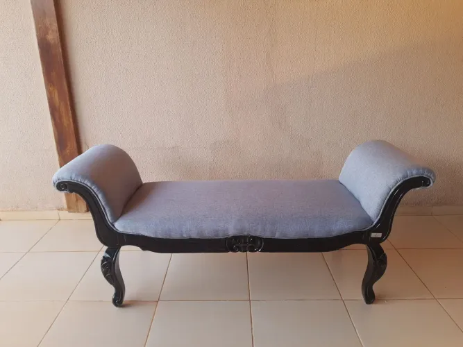 Vendo Divã em linho