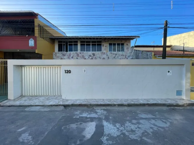 Casa à Jardim América, Fortaleza