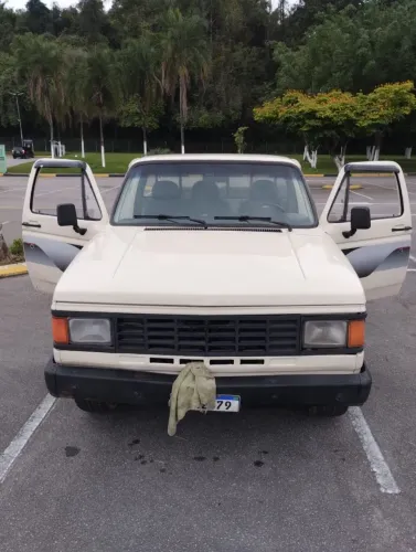 Chevrolet D-20 S / Luxe 3.9/4.0 Diesel 1987