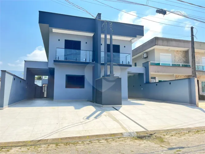 Condomínio com 4 quartos à venda em Morada da praia - SP