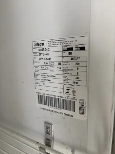 Refrigerador expositor vertical GELOPAR 414 litros 