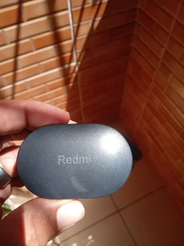 Carregador de fone bluetooth Redimi em bom estado