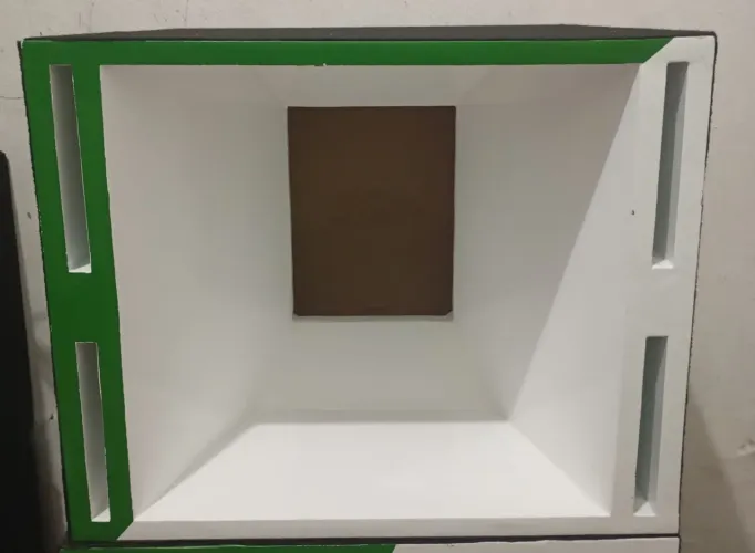 Caixa de médio de 12 vendo ou troco
